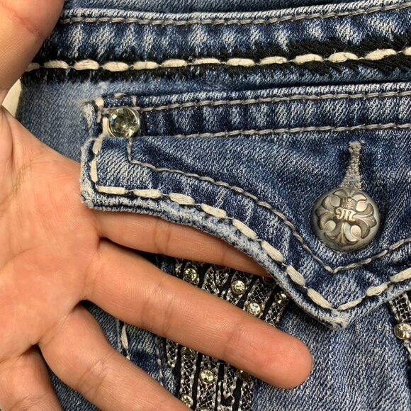 Miss Me fro Buckle Women’s Bling Wings Bootcut Denim Jeans Size 30 x 27” - Picture 6 of 15